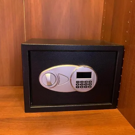 Bread & Butter 4* Roma